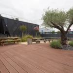Terrasse en composite à Saint-Herblain aménagée par Léauté Paysage